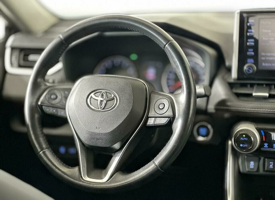 Toyota RAV4 2.0 CVT (149 л.с.)