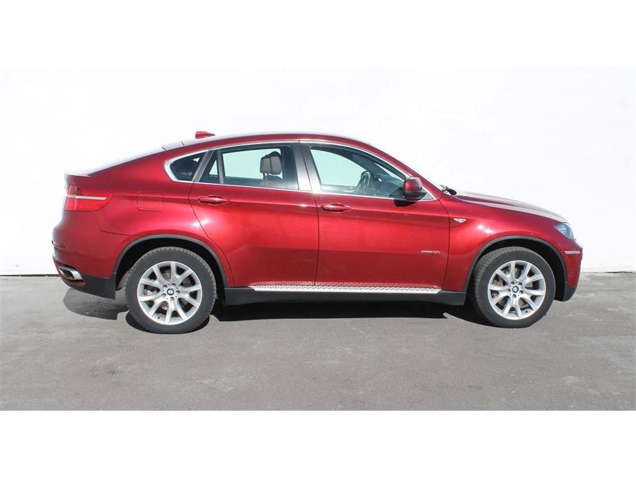 BMW X6 M 4.4 AT (555 л.с.) 4WD