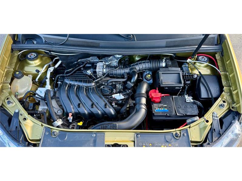 Renault Sandero, II Stepway 1.6 MT (113 л.с.)