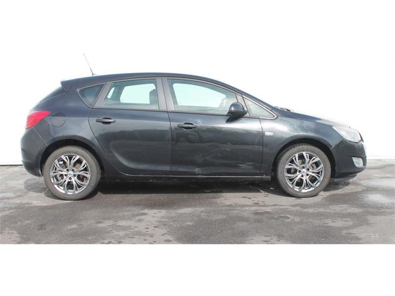 Opel Astra 1.4 AT (140 л.с.)