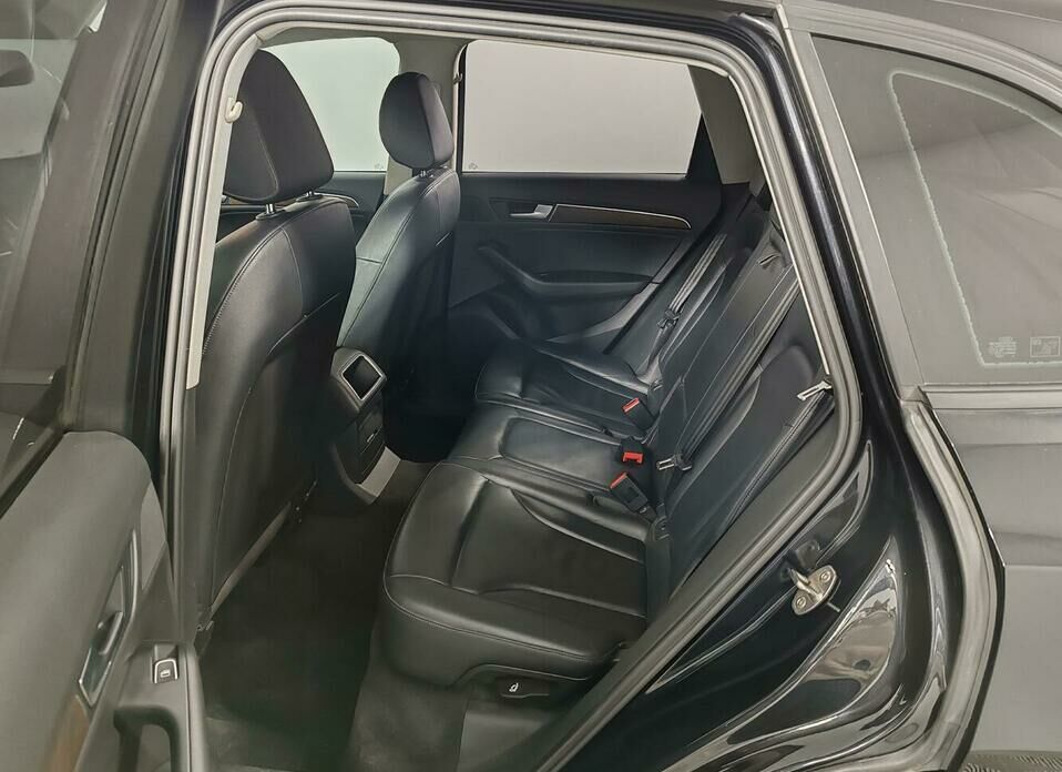 Audi Q5 2.0 AT (225 л.с.) 4WD