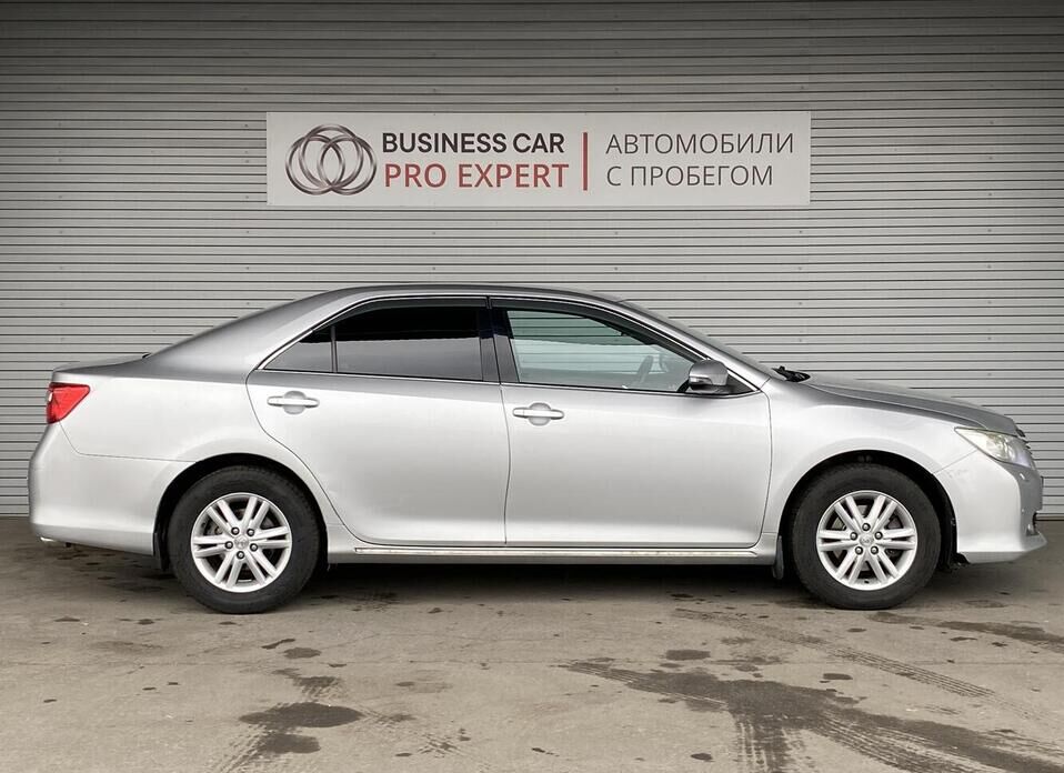 Toyota Camry, VII (XV50) 2.5 AT (181 л.с.)