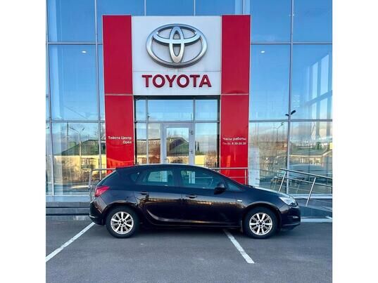 Opel Astra, 2015&nbsp;г., 190&nbsp;635&nbsp;км