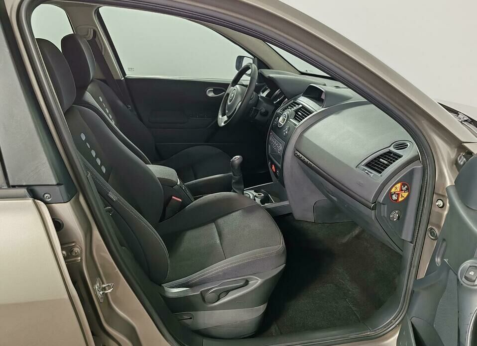 Renault Megane 1.6 MT (115 л.с.)