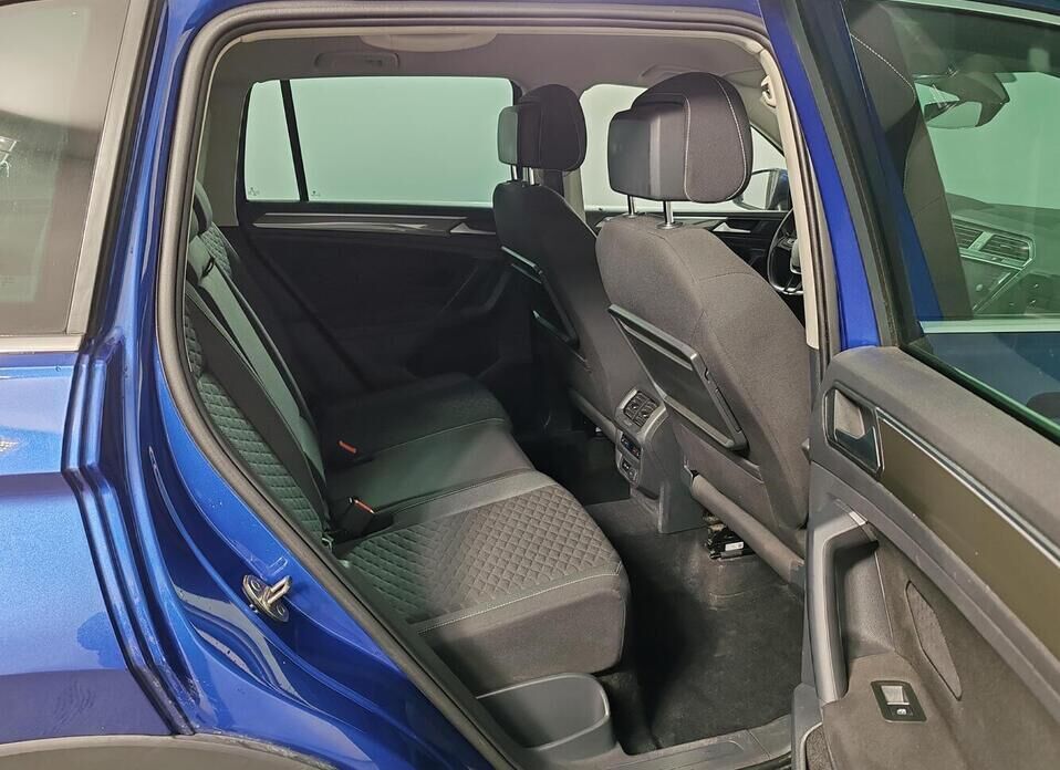 Volkswagen Tiguan, II 1.4 AMT (150 л.с.) 4WD