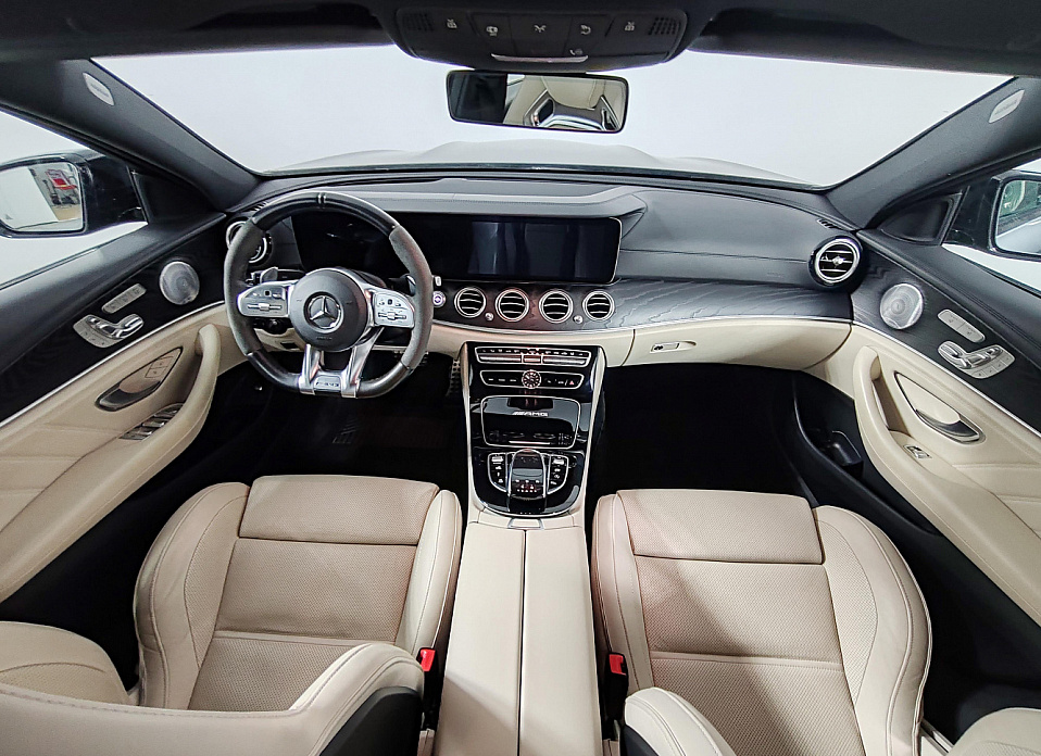 Mercedes-Benz E-Класс AMG, V (W213) 63 AMG S 4.0 AT (612 л.с.) 4WD