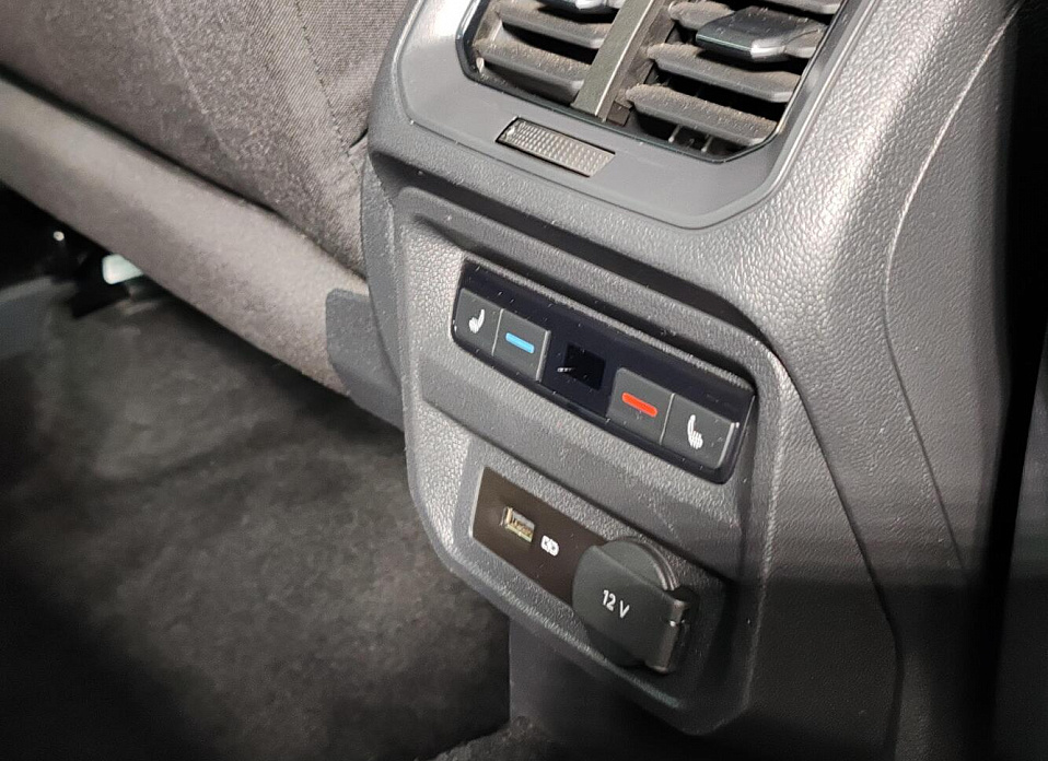 Volkswagen Tiguan, II 2.0 AMT (180 л.с.) 4WD