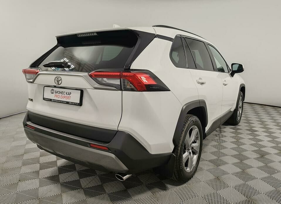 Toyota RAV4 2.0 CVT (149 л.с.)