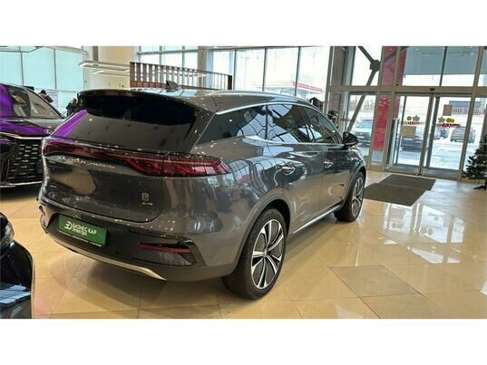 BYD Tang Flagship