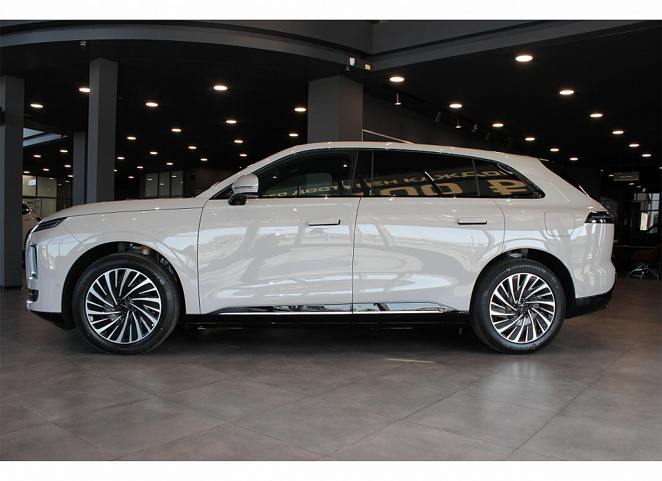 Exlantix ET 1.5hyb AT (469 л.с.) 4WD