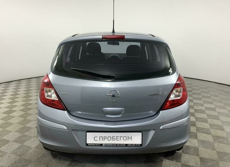 Opel Corsa 1.2 AMT (80 л.с.)