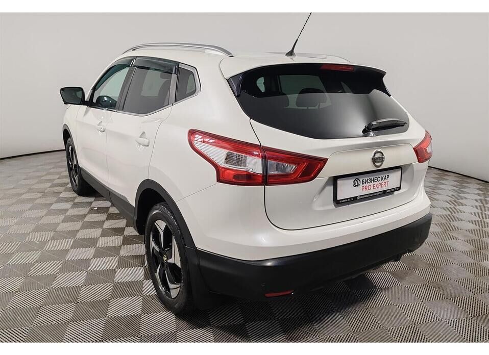 Nissan Qashqai, II 2.0 CVT (144 л.с.) 4WD