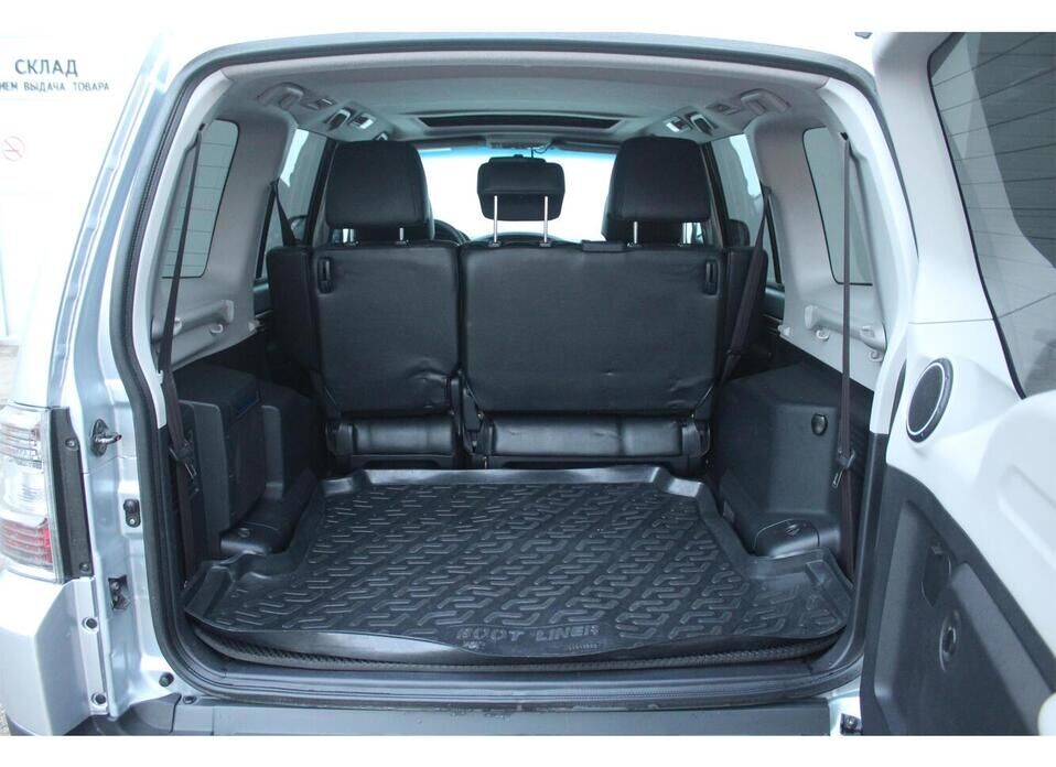 Mitsubishi Pajero, IV 3.0 AT (178 л.с.) 4WD