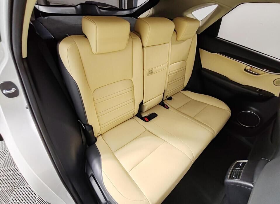 Lexus NX, I Рестайлинг 200 2.0 CVT (150 л.с.) 4WD