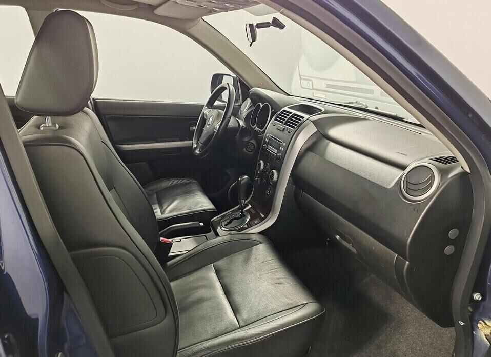 Suzuki Grand Vitara, III Рестайлинг 2.0 AT (140 л.с.) 4WD