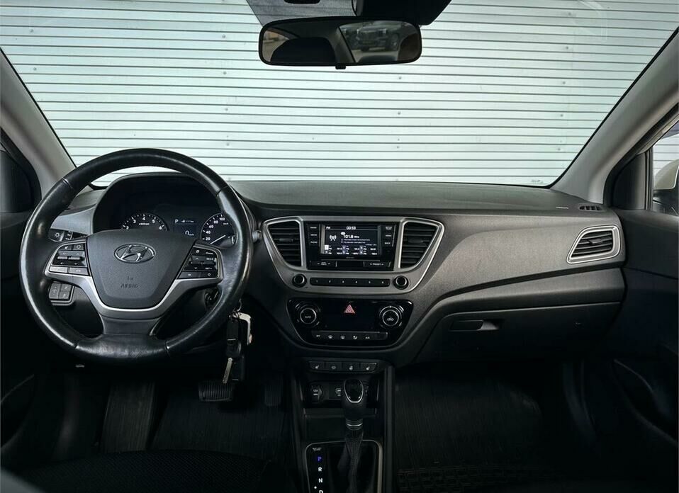 Hyundai Solaris 1.6 AT (123 л.с.)