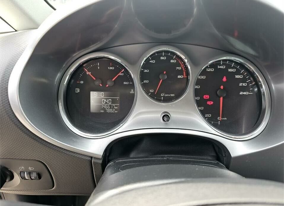 SEAT Leon 1.4 MT (125 л.с.)