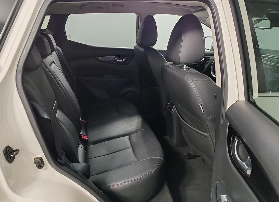 Nissan Qashqai, II 2.0 CVT (144 л.с.) 4WD