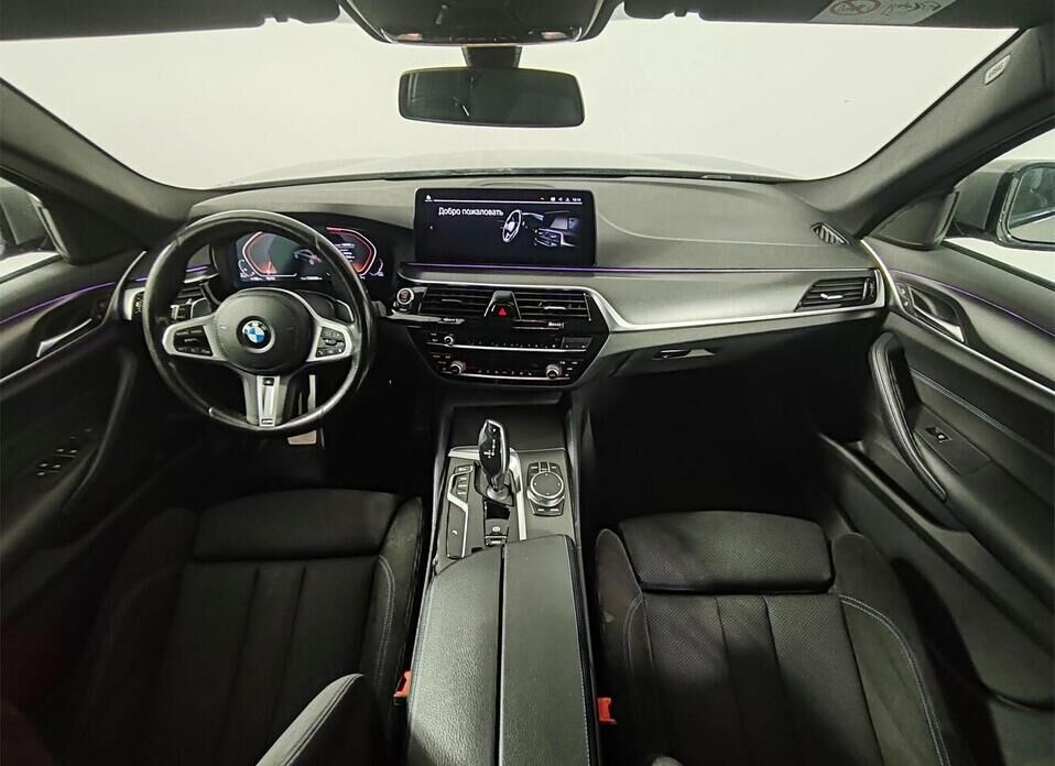 BMW 5 серии, VII (G30/G31) Рестайлинг 520d 2.0d AT (190 л.с.)