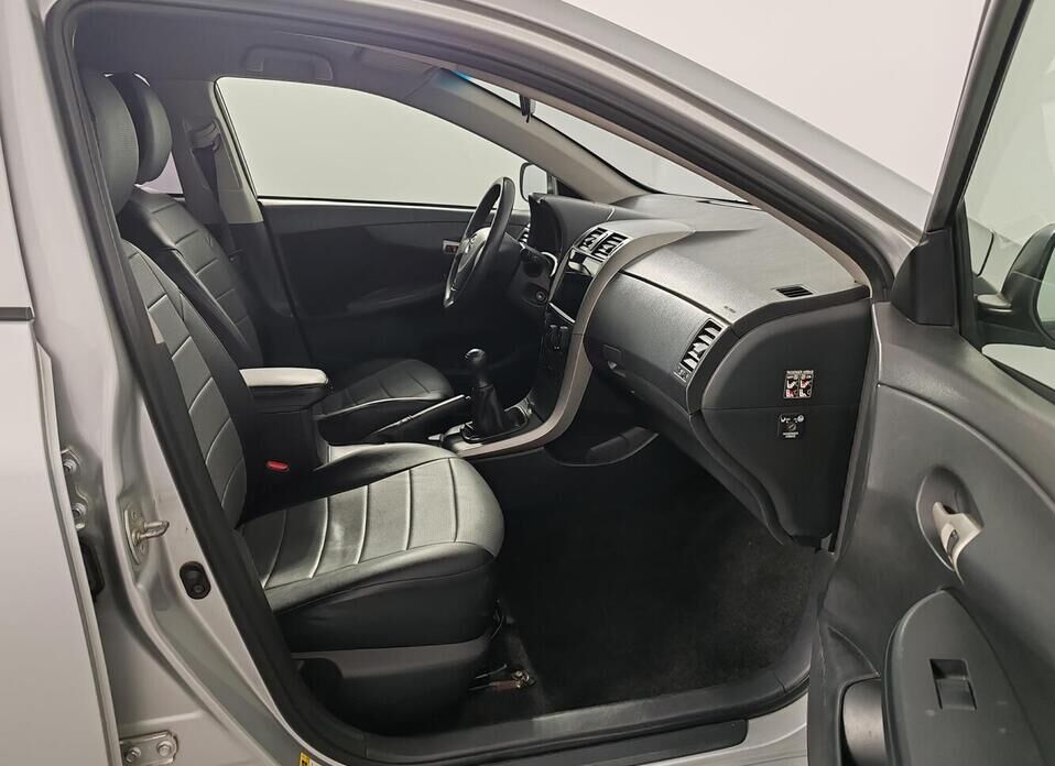 Toyota Corolla, X (E140, E150) 1.6 MT (124 л.с.)