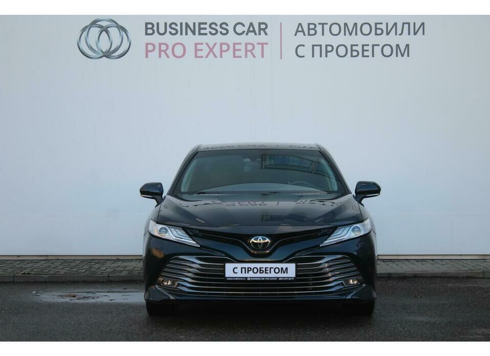 Toyota Camry 2.5 AT (181 л.с.)