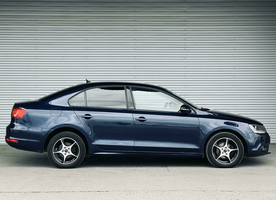 Volkswagen Jetta 1.4 AMT (122 л.с.)