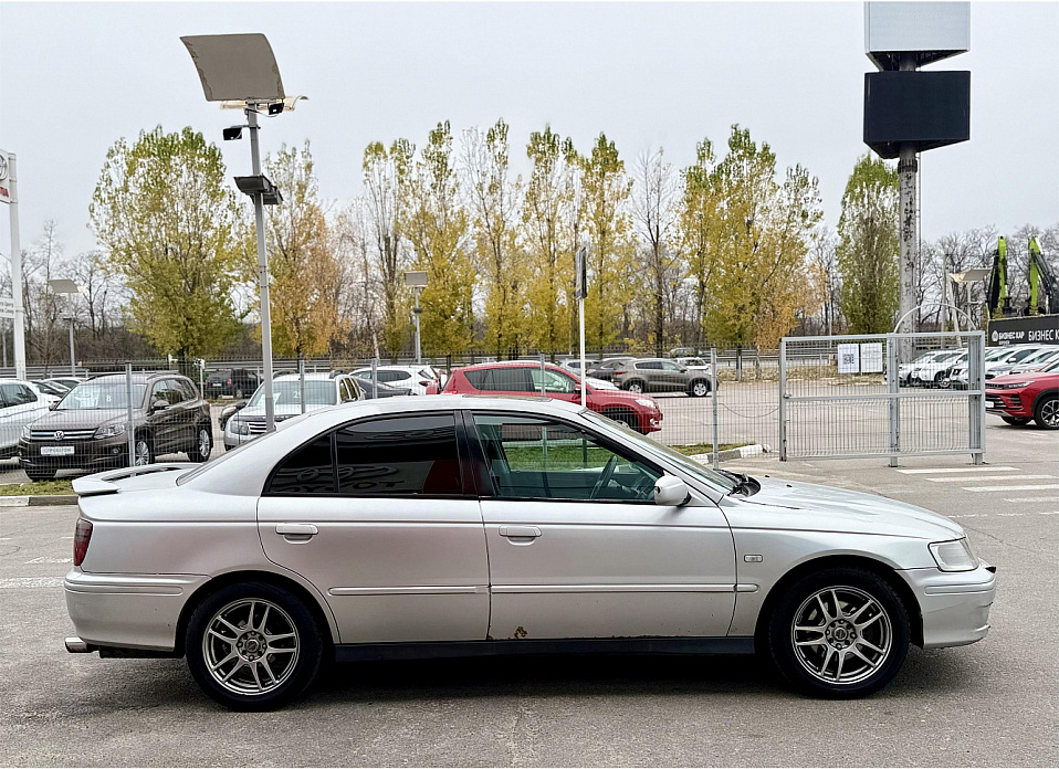 Honda Accord, VI 2.0 MT (147 л.с.)