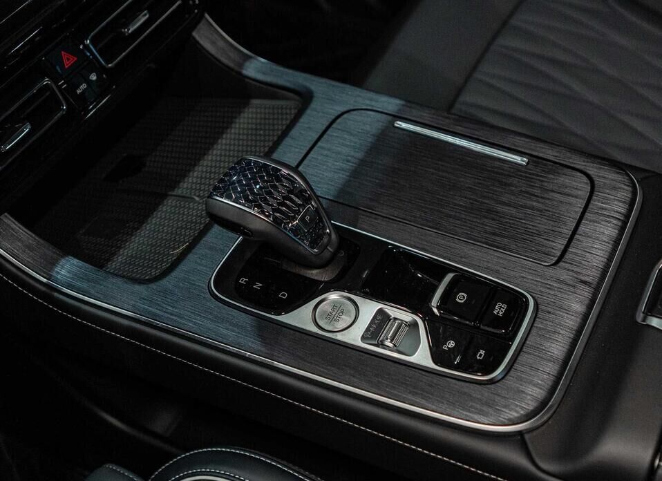 GAC GS8, II 2.0 AT (231 л.с.) 4WD