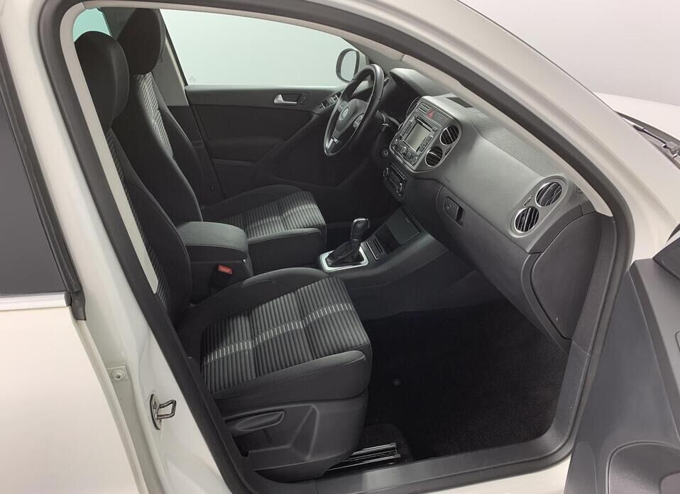 Volkswagen Tiguan, I 2.0 AT (170 л.с.) 4WD