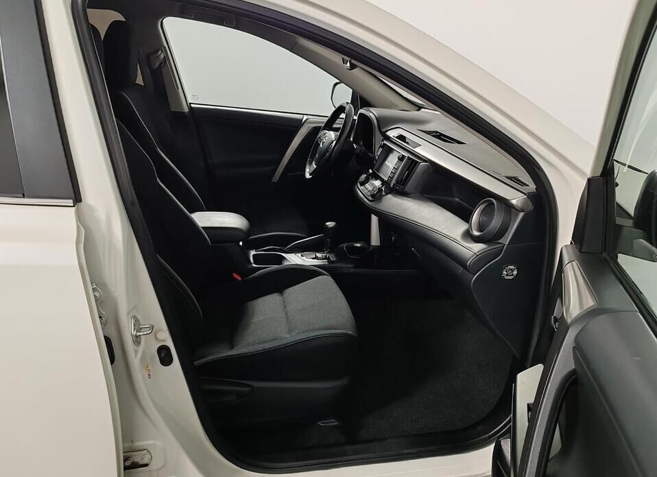 Toyota RAV4, IV (CA40) Рестайлинг 2.0 CVT (146 л.с.) 4WD