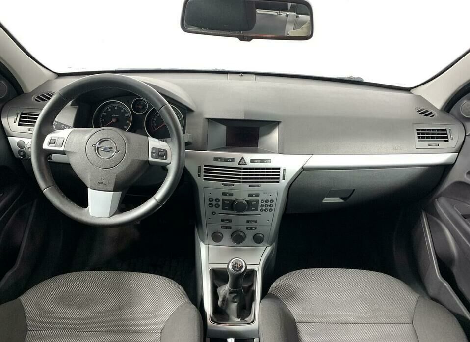 Opel Astra 1.6 MT (115 л.с.)