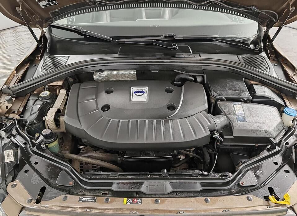 Volvo XC60, I Рестайлинг 2.4d AT (181 л.с.) 4WD