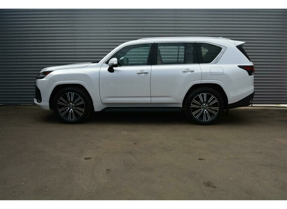 Lexus LX 600 3.5 AT (415 л.с.) 4WD