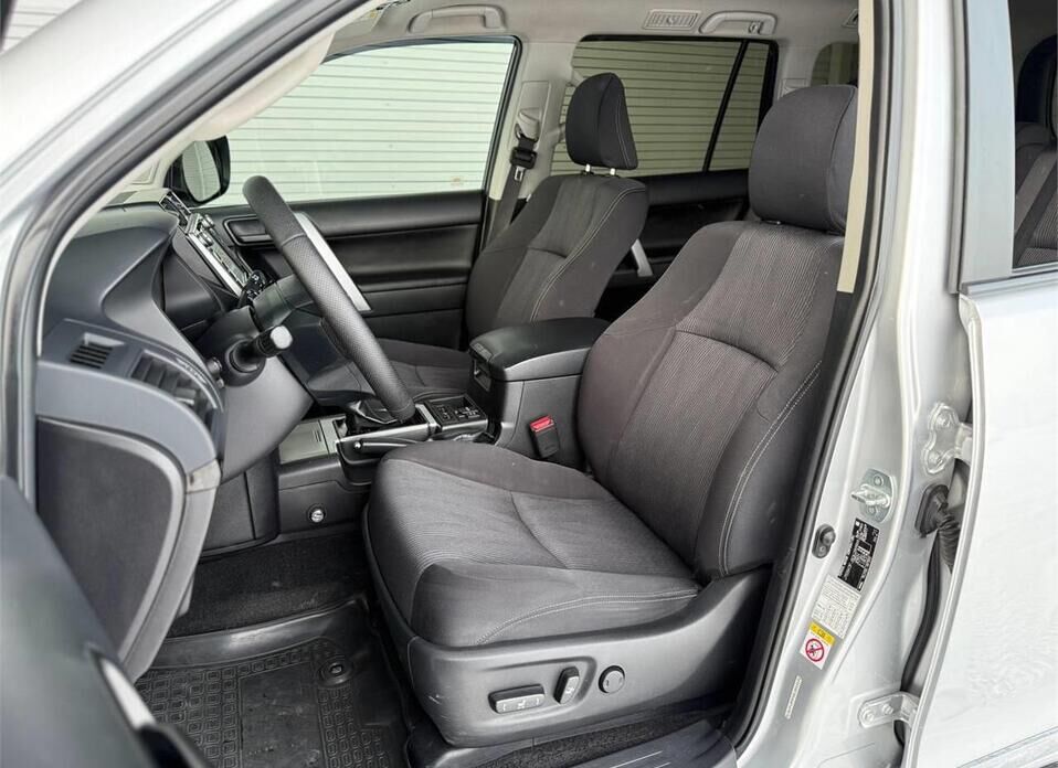 Toyota Land Cruiser Prado, 150 Series Рестайлинг 2 2.7 AT (163 л.с.) 4WD