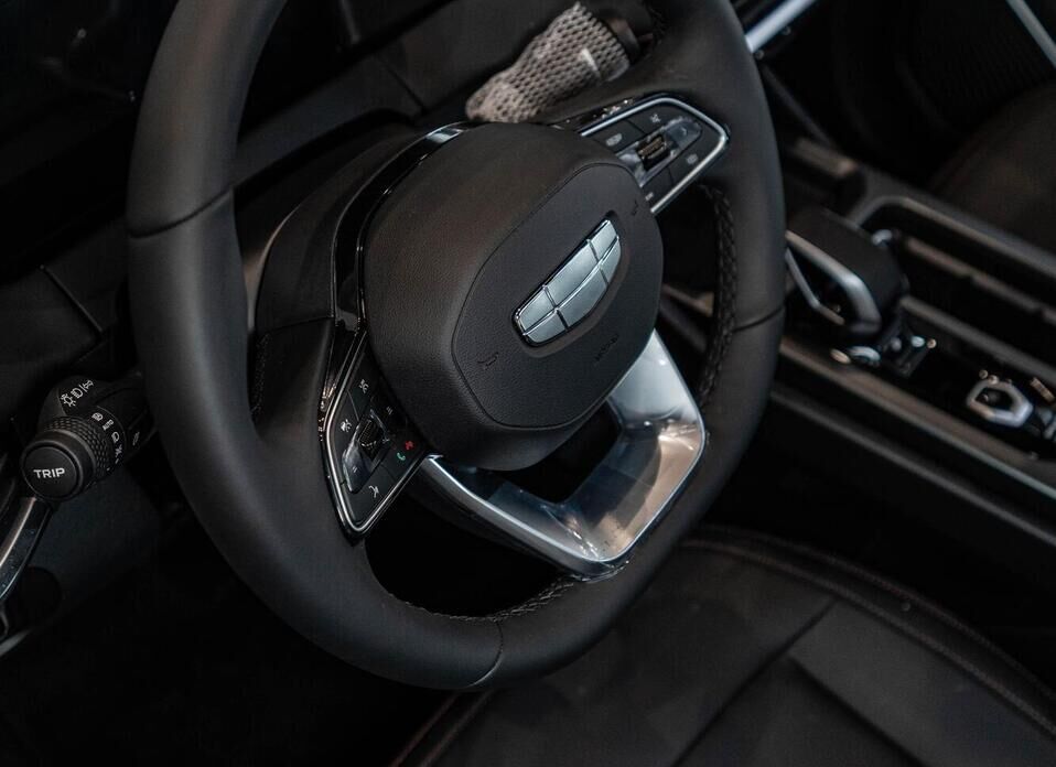 Geely Okavango, I Рестайлинг 2.0 AMT (200 л.с.)