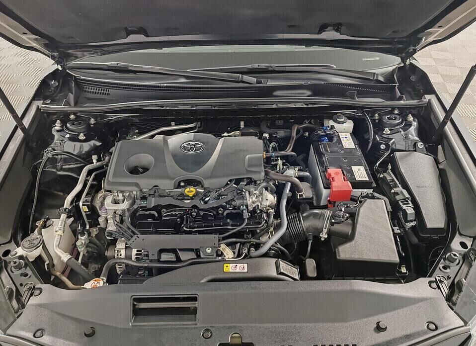 Toyota Camry, VIII (XV70) Рестайлинг 2.5 AT (206 л.с.)