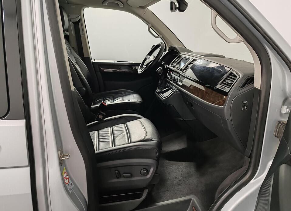 Volkswagen Multivan, T6 2.0d AMT (204 л.с.) 4WD