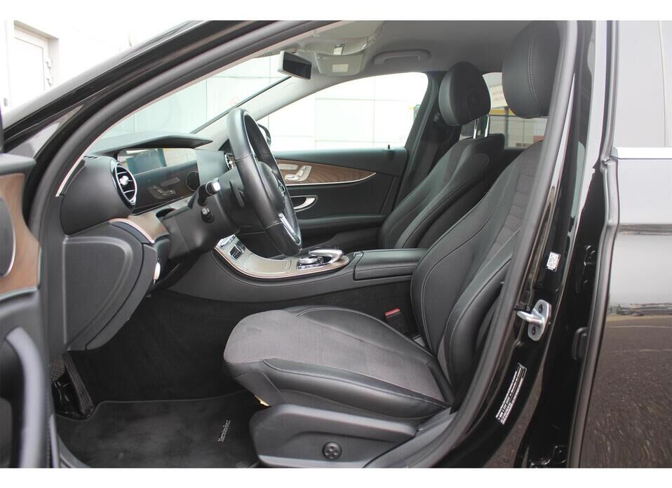 Mercedes-Benz E-Класс, V (W213, S213, C238) 220 d 2.0d AT (194 л.с.) 4WD