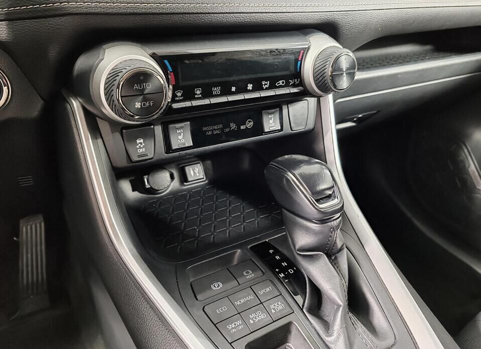 Toyota RAV4, V (XA50) 2.0 CVT (149 л.с.) 4WD