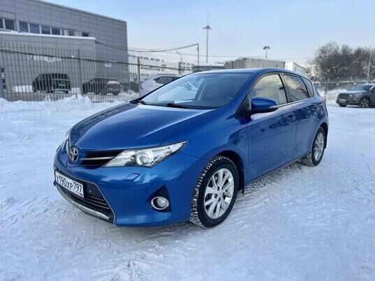 Toyota Auris, 2013&nbsp;г., 146&nbsp;428&nbsp;км