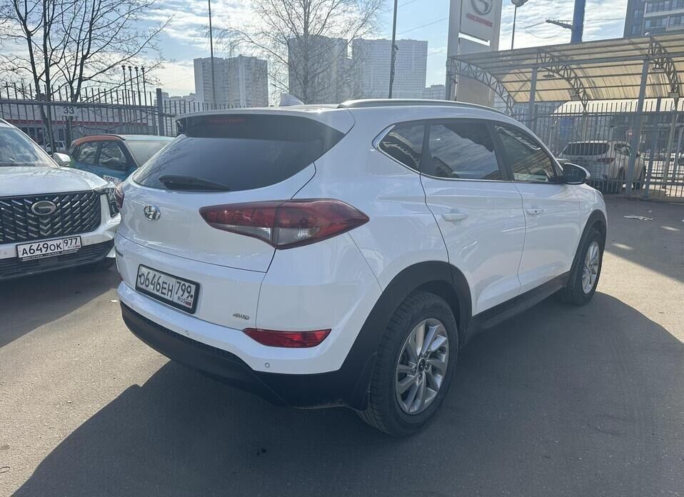 Hyundai Tucson, III 2.0 AT (150 л.с.) 4WD