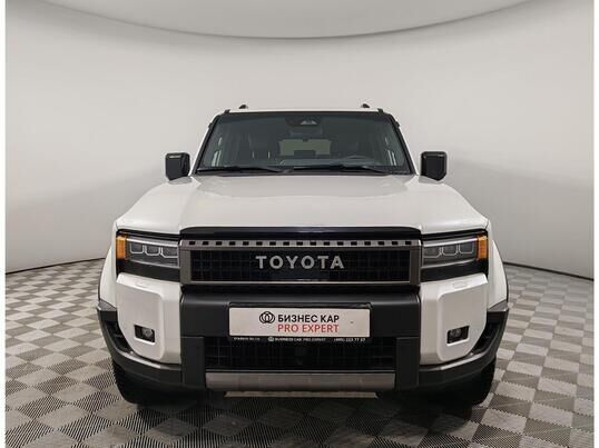 Toyota Land Cruiser Prado, 2024&nbsp;г., 2&nbsp;324&nbsp;км