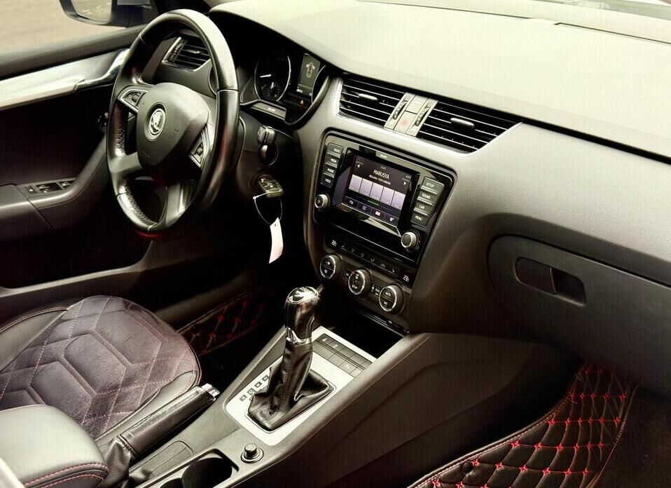 Skoda Octavia, III (A7) 1.8 AMT (180 л.с.)