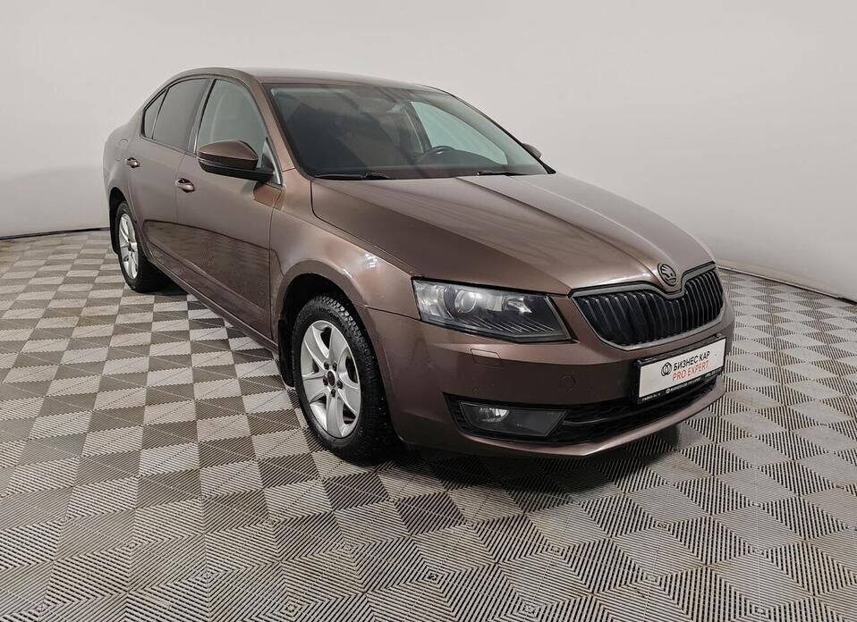 Skoda Octavia, III (A7) 1.6 MT (110 л.с.)