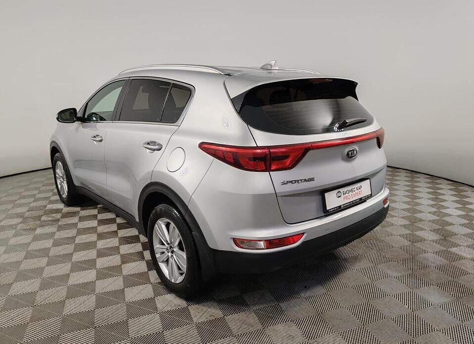 Kia Sportage, IV 2.0 AT (150 л.с.)