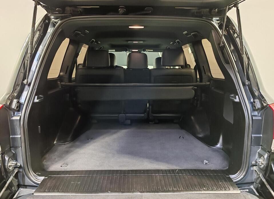 Toyota Land Cruiser, 200 Series Рестайлинг 2 4.5d AT (249 л.с.) 4WD