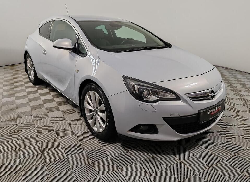 Opel Astra, J Рестайлинг GTC 1.6 MT (180 л.с.)
