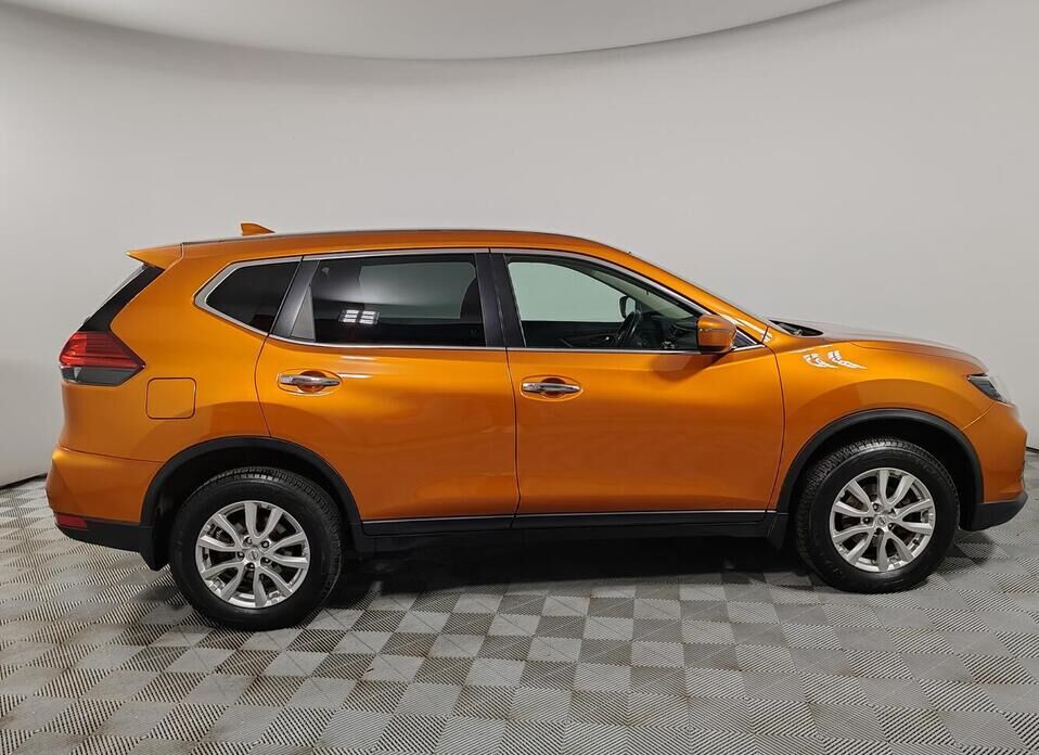 Nissan X-Trail, III Рестайлинг 1.6d MT (130 л.с.)