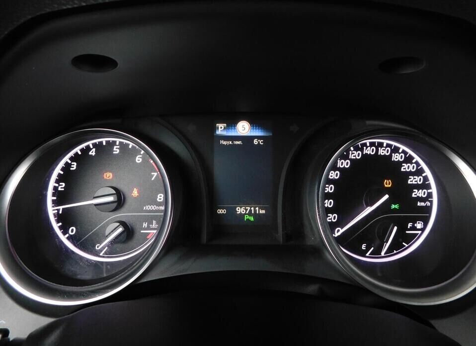 Toyota Camry, VIII (XV70) 2.5 AT (181 л.с.)