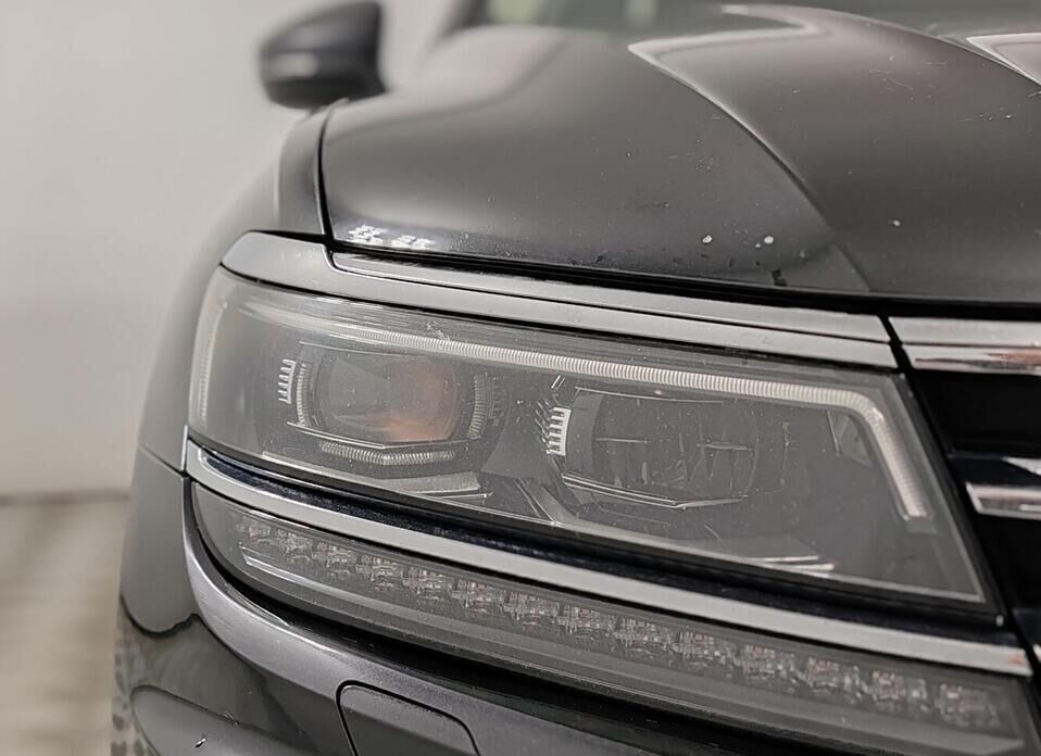 Volkswagen Tiguan 2.0d AMT (150 л.с.) 4WD